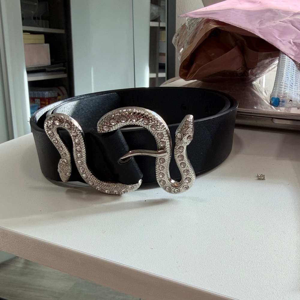 Stylish Black Belt with Silver Snake Buckle